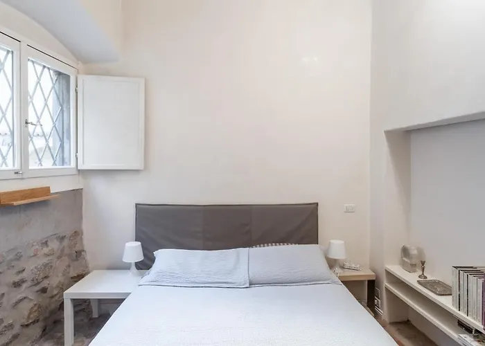 Appartamento Casa Quarenghi - Original Frescoes